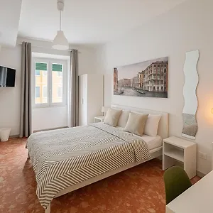 Bed and breakfast Colosseo, Roma